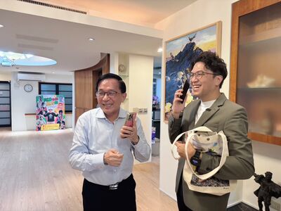 陳水扁、沈伯洋見面了! 兩人燦笑合照曝光