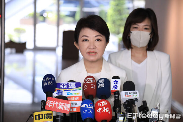 ▲蔣偉民,盧秀燕。(圖/記者游瓊華攝)