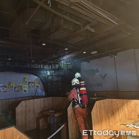 ▲▼ 遠雄廣場新竹店地下室燒肉店驚傳火警 幸無人傷亡 。(圖/記者楊永盛翻攝)