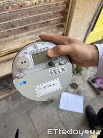 ▲▼金門縣政府針對金城一處住宅違規變更用途，執行斷水斷電處分。（圖／金門縣政府提供）