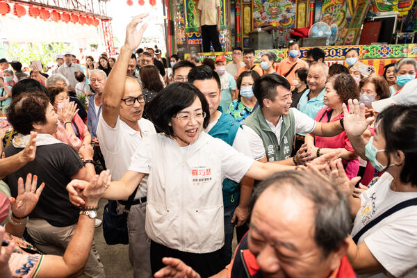 藍酸李烈挺蘇是「拿飼料報恩」 蘇巧慧：為了勝選抹黑創作者不可取