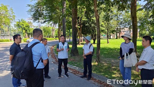 屏東縣民公園喊設火車站 縣議員參選人會勘爭取「縣民公園站」