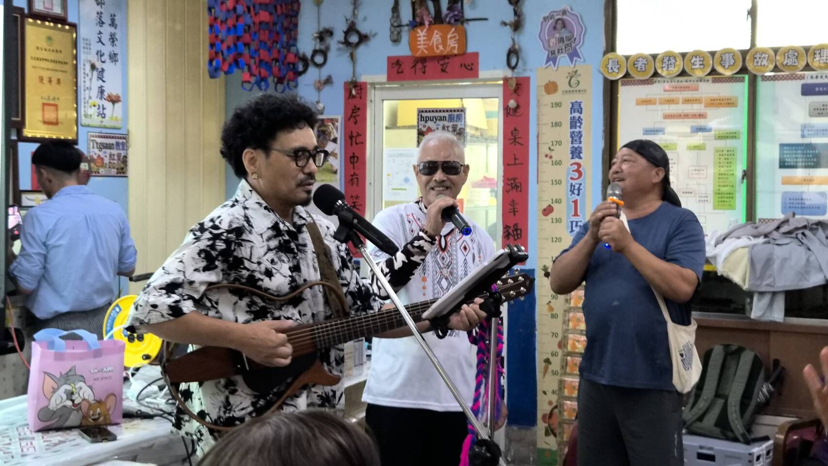 ▲▼ 偏鄉,部落,公益,送暖,直播主,花蓮,浪凡,愛心雲。（圖／浪凡基金會提供）
