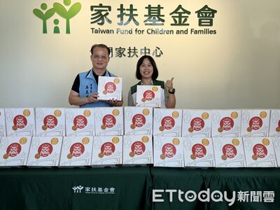 中秋送暖兼挺庇護工廠 金酒435份秋節禮分送4社福單位