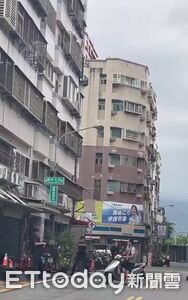 花蓮男持刀逛街揚言尋仇！警追捕2公里對峙1小時　成功壓制送醫