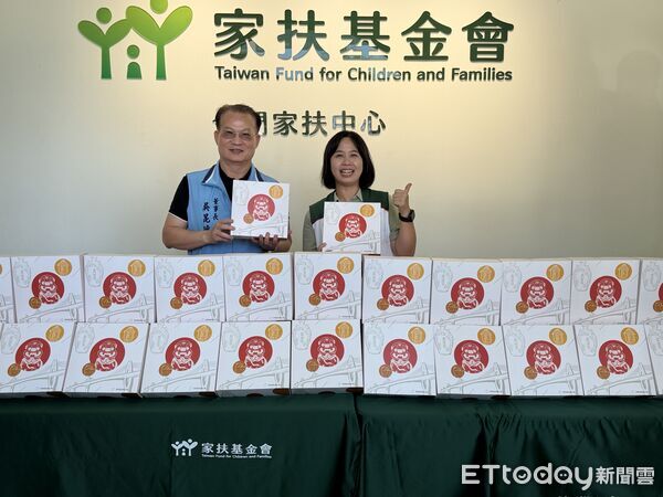 ▲▼金門酒廠實業股份有限辦理中秋關懷送暖活動。（圖／記者鄭逢時攝）