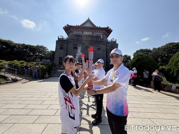 ▲▼115年全民運動會聖火傳遞，於金門莒光樓前廣場舉行聖火交接儀式。（圖／記者鄭逢時攝）