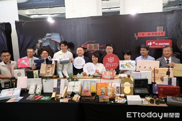 ▲▼   金馬63再現嘉市好店魅力 《翻山悦嶺》米磚禮盒傳遞城市幸福味    。（圖／嘉義市政府提供）