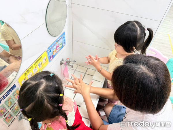 ▲▼腸病毒,洗手,漂白水,消毒。（圖／記者許宥孺翻攝）