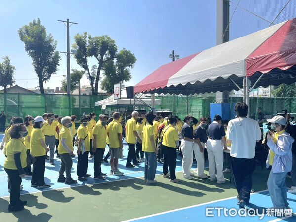 ▲台南市鹽水區公所舉辦避難收容處所實兵演練,模擬強震造成建物受損及維生系統中斷。(記者林東良翻攝,下同)