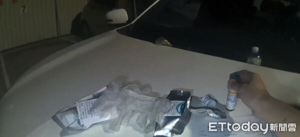 闖紅燈露餡被攔查！台南男車藏38包毒咖啡 警扣萬元疑販毒所得