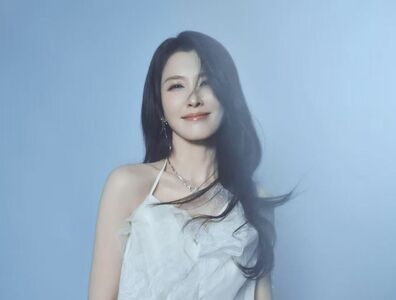 《海豚灣》徐潔兒結婚了！秘婚藏7年「3年生2娃」高齡當媽　老公身分曝