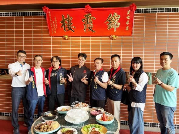 ▲台南老字號台菜「阿霞飯店」二、三代因商標及網路經營權爭議纏訟5年，最終達成和解。（翻攝自官網，下同）