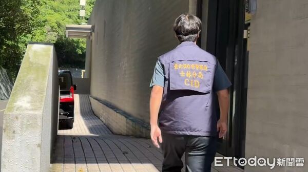 ▲陽明山女死者遺體複驗，檢拼湊遺骸釐清確切死因。（圖／記者邱中岳攝）