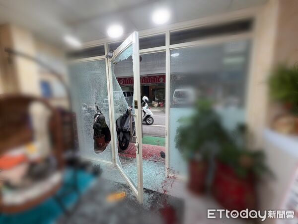 ▲▼新莊民安西路美甲店遭人砸店潑漆，警方循線在台中逮捕主嫌64歲蔡男             。（圖／記者陳以昇翻攝）