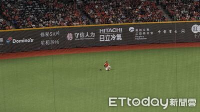 陳傑憲接球失誤成轉折！兄弟6局下猛灌3分　4比2逆轉統一