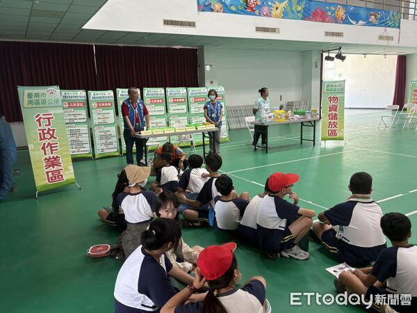 模擬震度5弱強震！ 台南校園演練疏散、輕搜救及傷患後送