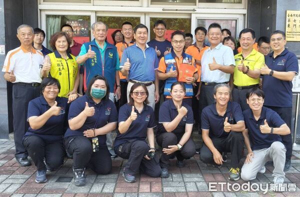 ▲台南市共有6名消防、義消及民間救難夥伴，榮獲鳳凰獎及全國志工菁英殊榮。（記者林東良翻攝，下同）