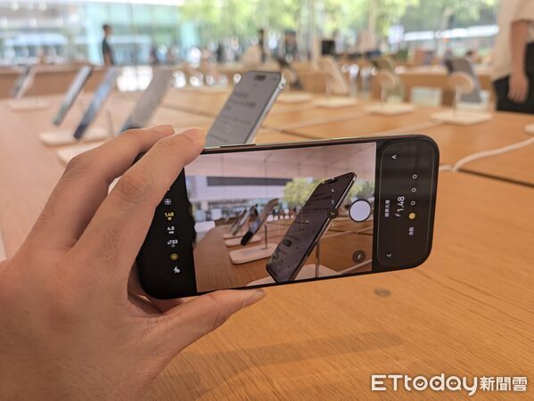 ▲▼iPhone 18 Pro 功能展示。(圖/記者黃肇祥攝)