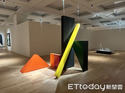 跨越半世紀視覺震撼！賴純純最新個展《光彩共舞》高雄療癒登場