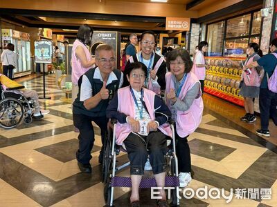 移工、雇主與被照顧者相伴出遊 逛奇美博物館感受台南溫情
