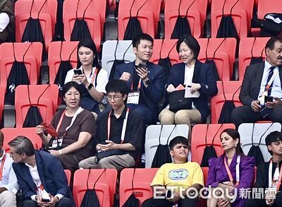 名古屋亞運揭幕!中華隊110人第36順位進場 李洋坐觀眾席見證