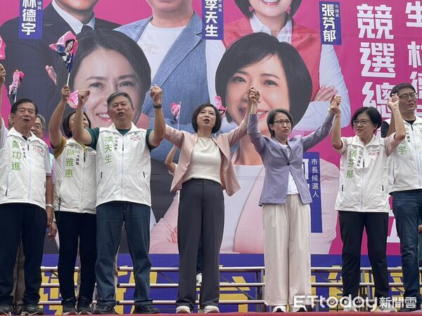 ▲▼何欣純後援會成立逾2千人力挺,蕭美琴大推,台中市民照顧者。(圖/記者鄧木卿攝,下同)