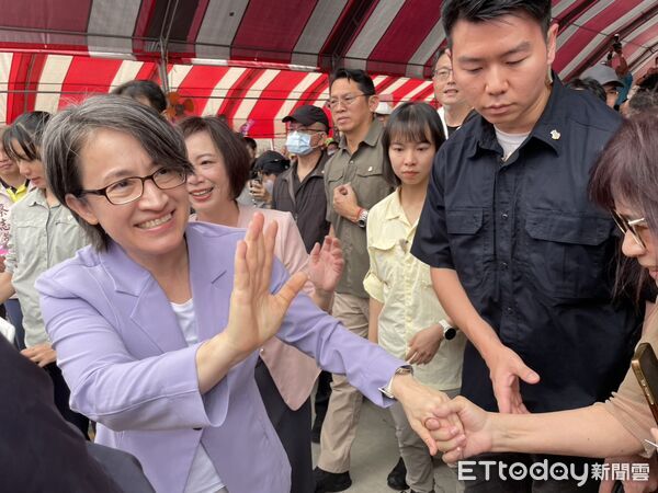 ▲▼何欣純後援會成立逾2千人力挺,蕭美琴大推,台中市民照顧者。(圖/記者鄧木卿攝,下同)