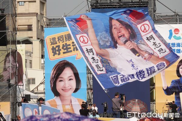 ▲▼柯志恩造勢人潮。（圖／記者吳世龍攝）