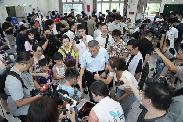 2028國民黨靠自己？ 柯文哲：可合作時合作、需競爭時競爭