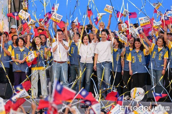 蔣萬安助選「高雄進步大家都看到」！陳其邁聽到了秒秀成績單