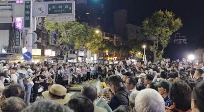 「洋流」襲桃! 沈伯洋合體黃世杰中壢夜市掃街掀人潮