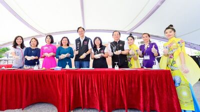 越南中秋文化飄香桃園 張善政手作月餅共度團圓佳節
