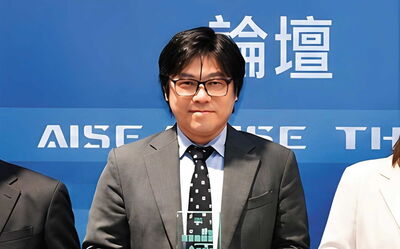 合庫投資長上班不看盤 全在網搜AV女優
