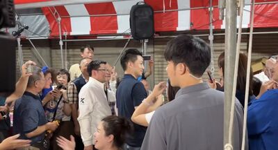 蔣萬安跑攤拋政策! 放寬「一戶多攤」補助市場公共基本電費