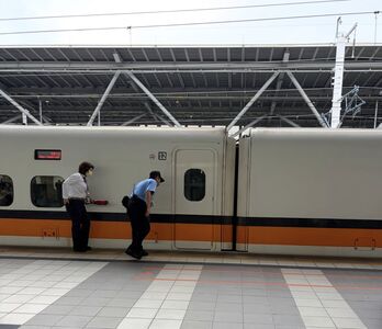 38歲女落軌原因曝!高鐵駕駛員「非常煞車」救命 警函送南檢偵辦