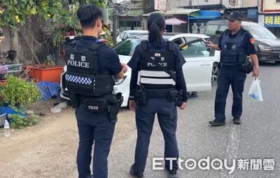 台南21歲奧迪男拒檢衝撞警車 警連開14槍制伏!車上搜出毒品