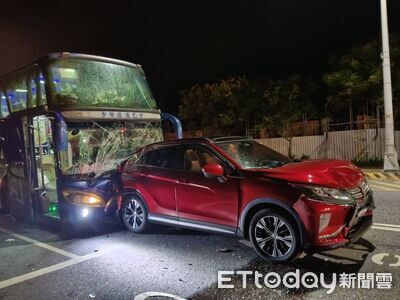 花蓮台9線連環車禍!遊覧車追撞停等紅燈休旅 3人受傷送醫