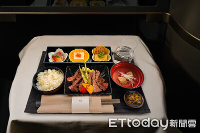 星宇航空與「元紀」推秋冬機上餐 仙台航線還有限定牛舌餐