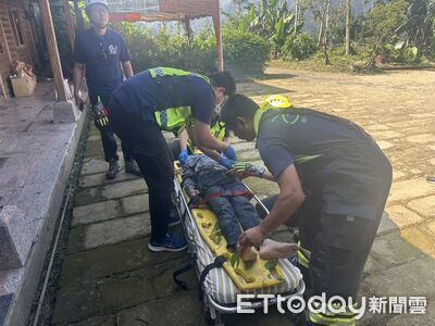 割草摔落5m邊坡!嘉義男受困水溝失聯 警憑微弱呼救聲救回一命