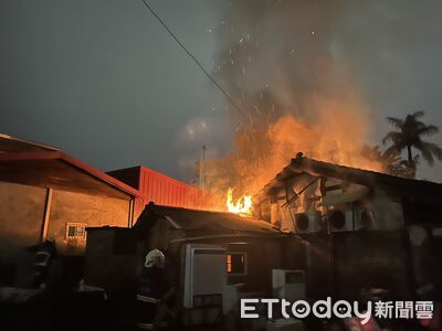 嘉義草地尾民宅突竄火舌 消防16分鐘迅速控制