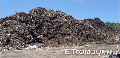 高雄永安農地淪廢材山「面積近6座泳池」畫面曝 市府開罰572萬