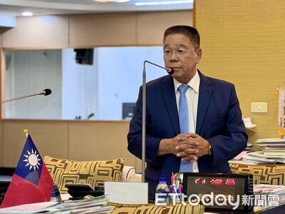 蔡育輝質詢台南市府 質疑食品廣告裁罰、開放空間管理與土地標售