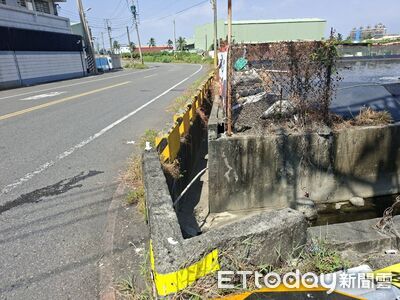 快訊/高雄女騎士自摔「跌進1米寬窄溝」 疑身體不適釀意外