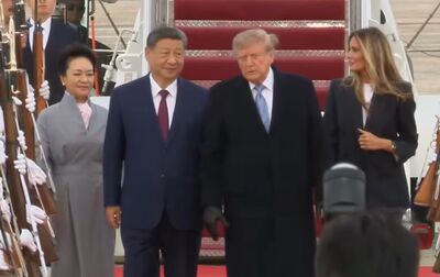 戰袍81萬!梅蘭妮亞踩10公分高跟鞋 彭麗媛1招拉近身高