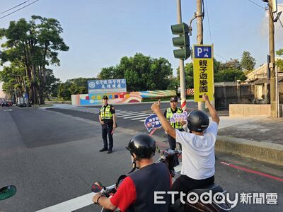 中秋連假車潮湧現!高雄警重兵部署 4地標加強違規稽查