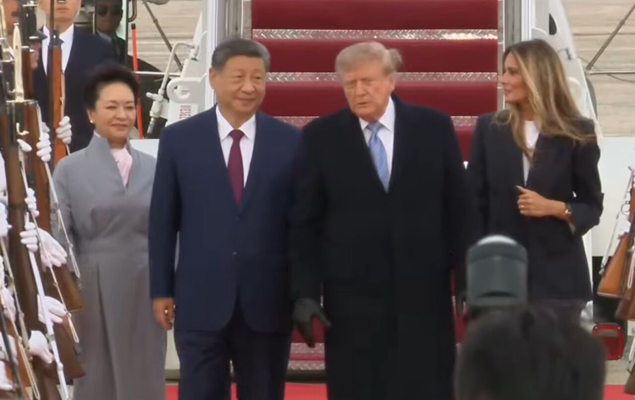 戰袍81萬！梅蘭妮亞踩10公分高跟鞋 彭麗媛1招拉近身高 | ETtoday國際新聞 | ETtoday新聞雲