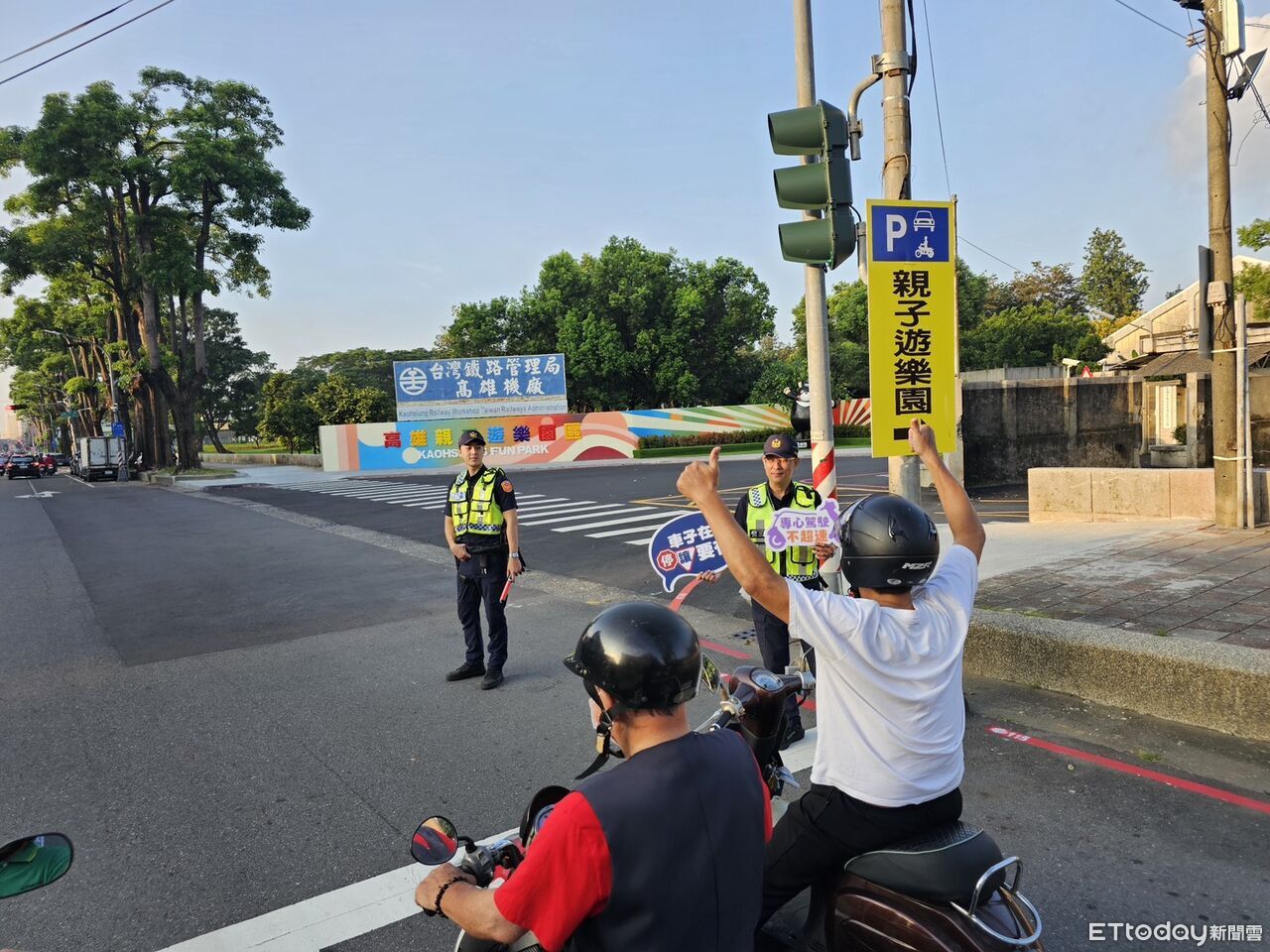 中秋連假車潮湧現！高雄警重兵部署 4地標加強違規稽查 | ETtoday社會新聞 | ETtoday新聞雲