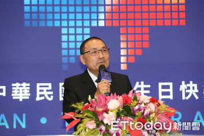 感性任期最後新北辦國慶晚會 侯友宜謝韓國瑜:兄弟沒有白交