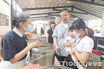 中秋前在看守所吃冰淇淋團圓 台南所懇親會讓收容人與家人相聚